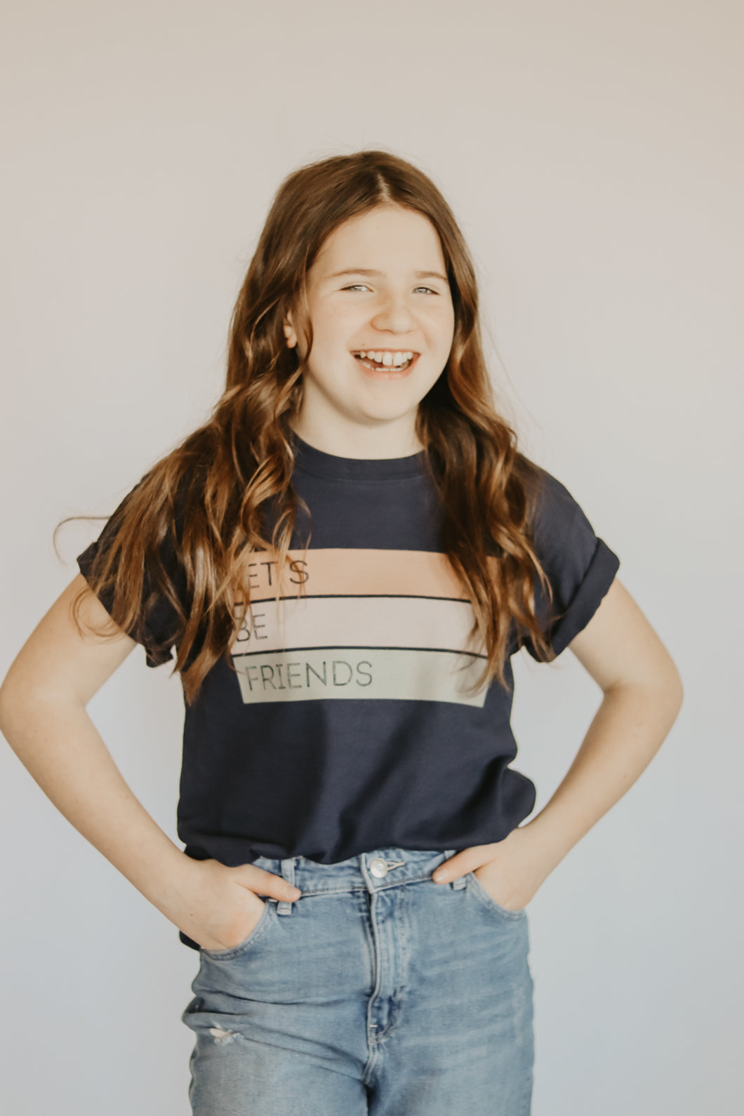 Let's Be Friends T-shirt - Youth - Navy